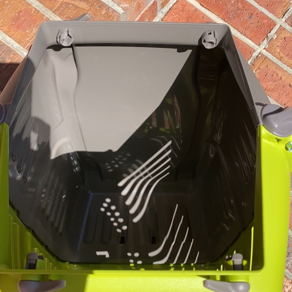 🐾Clean Small Pet Carrier, IATA Approved, Kit Included (Used 1x to transfer pup) - Picture 10 of 13